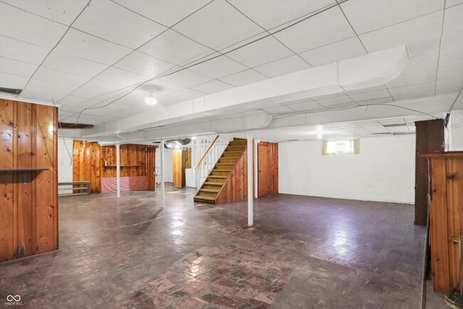 Building Photo - 1240 N Irvington Ave