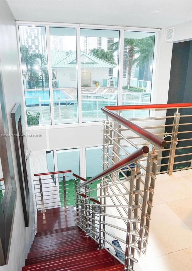 Building Photo - 41 SE 5th St