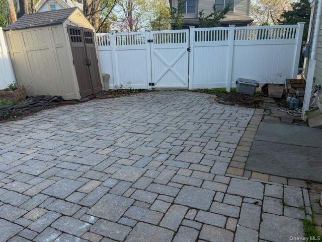 Building Photo - 25 W Church St