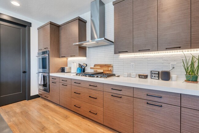 Building Photo - 11433 Purple Orchid Dr