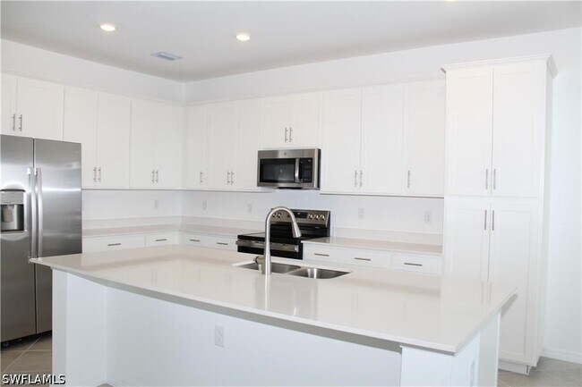 Building Photo - 5479 Double Eagle Cir
