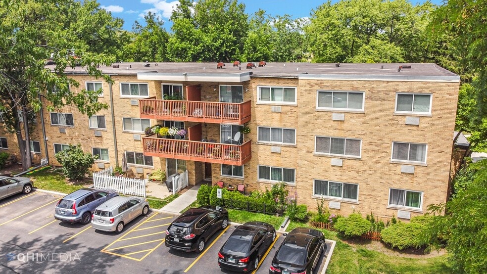 Building Photo - 726 Dempster St