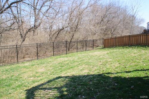 Building Photo - 2651 Brookmeadow Dr