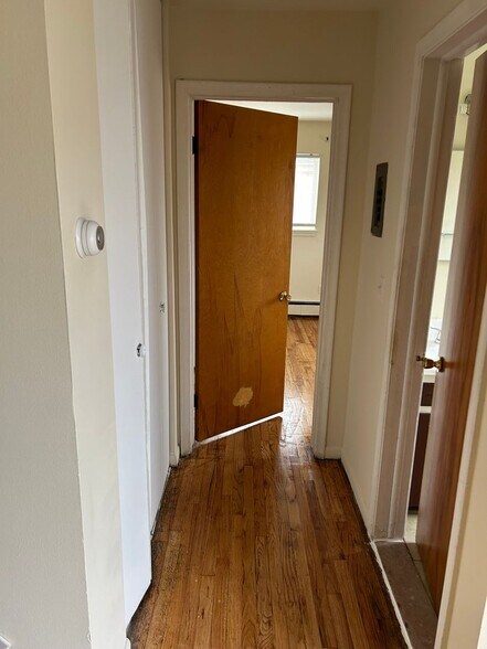 Building Photo - 29206 Longview Ave