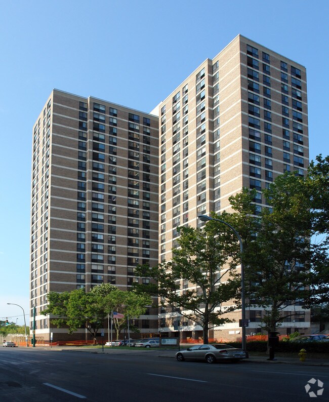 Primary Photo - Clinton Plaza