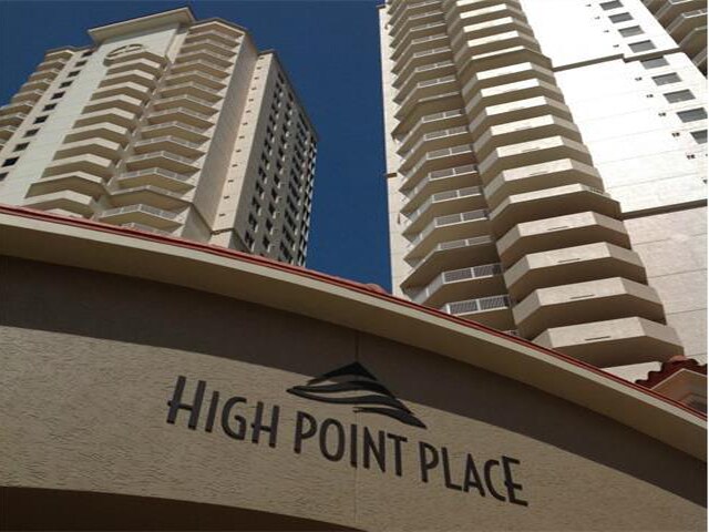 Building Photo - 2104 W First St