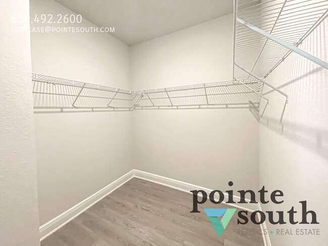 Building Photo - 13156 Shoshoney Cir