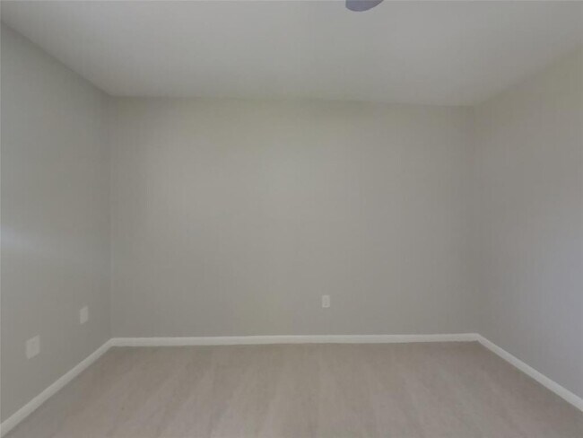 Building Photo - 218 S Diamondhead Blvd