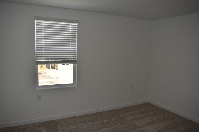 Building Photo - 4752 Sami Jo Dr