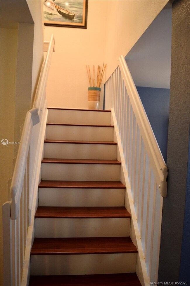 Building Photo - 5102 NW 115th Ct  Doral Fl 33178