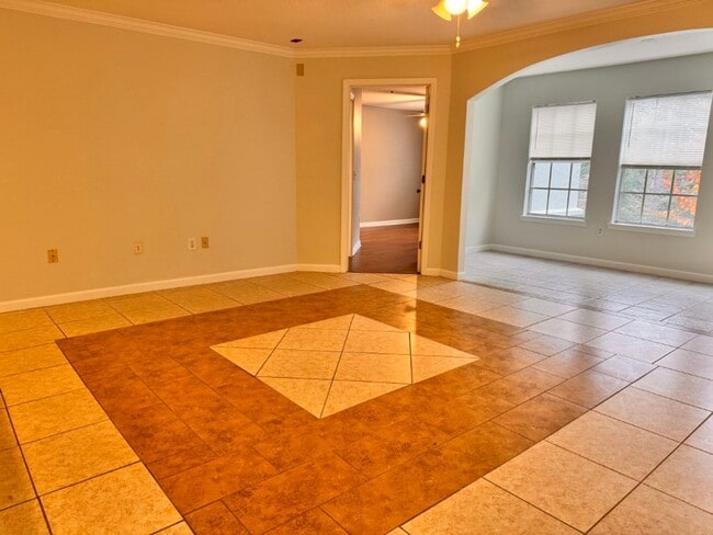 Building Photo - 3591 Kernan Blvd S