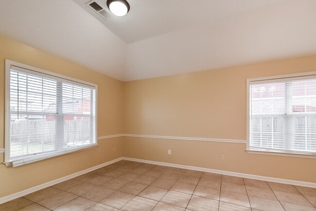 Building Photo - 6376 Raner Creek Dr