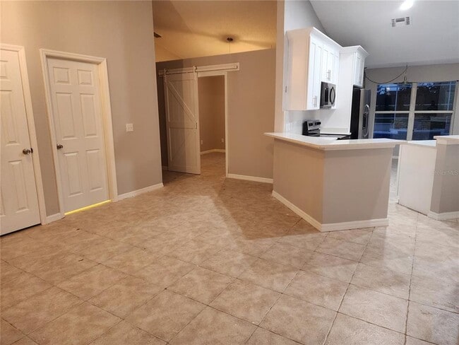Building Photo - 2883 Picadilly Cir
