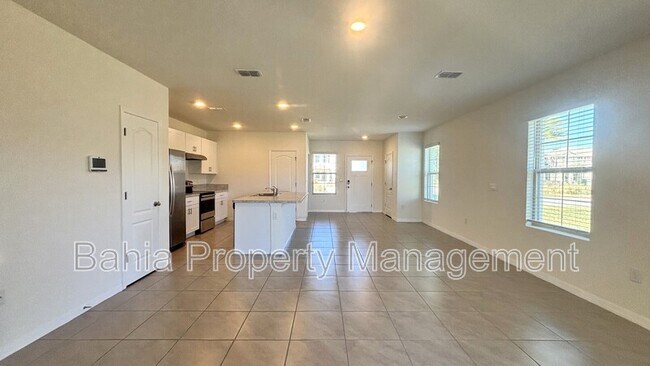 Building Photo - 1820 Red Canyon Dr