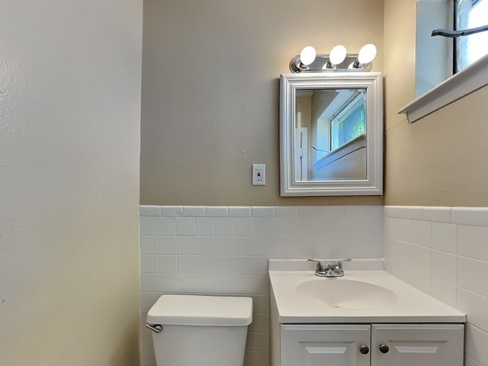 Building Photo - 2925 Caribbean Dr