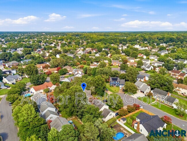 Building Photo - 2505 Ravencroft Ct