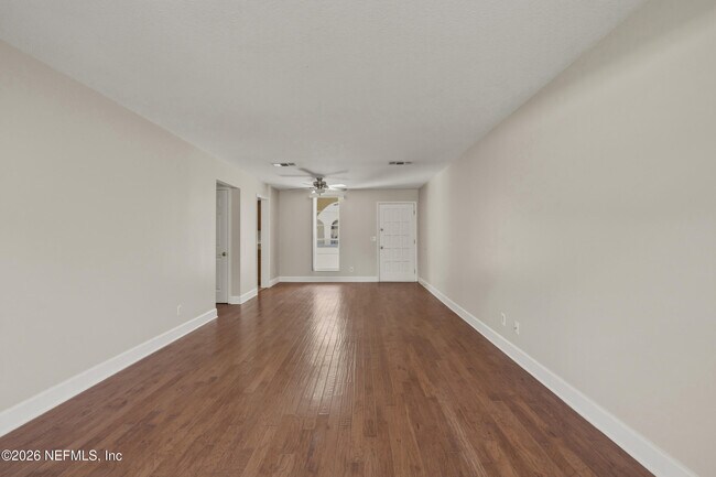 Building Photo - 1757 El Camino Rd