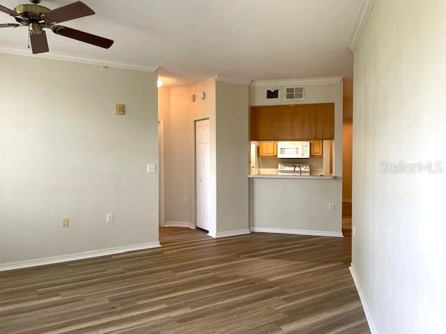 Building Photo - 5600 Bentgrass Dr
