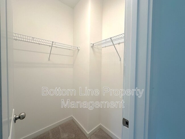 Building Photo - 2145 Noble Townes Wy