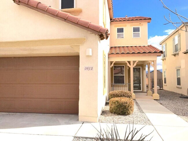 Building Photo - Spacious 4 bedroom Northern Meadows Home with Refriderated Air!