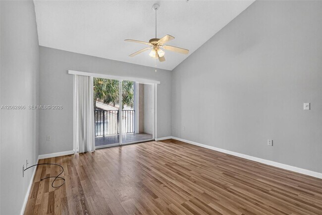 Building Photo - 7808 Sonoma Springs Cir