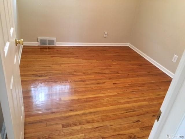 Building Photo - 24704 Willowby Ave