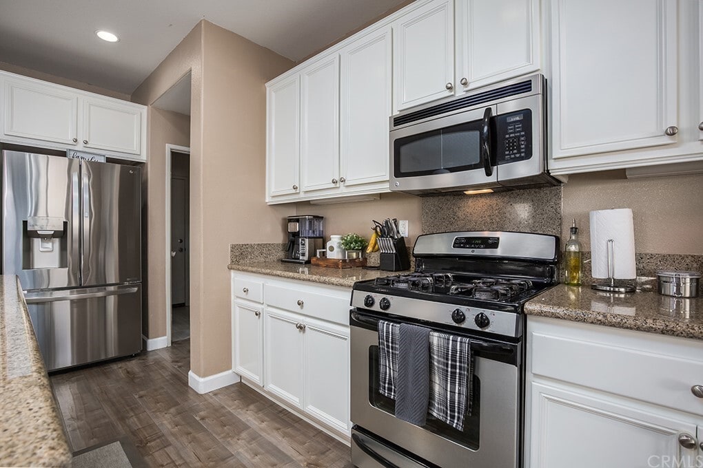 Building Photo - 1641 Parkplace Ln