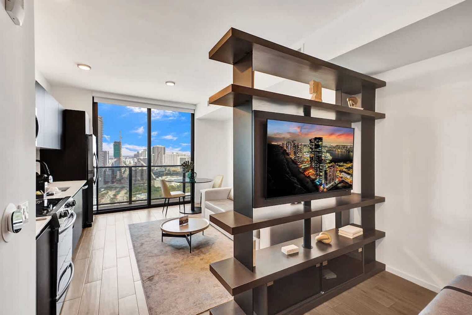 Building Photo - 398 NE 5th St