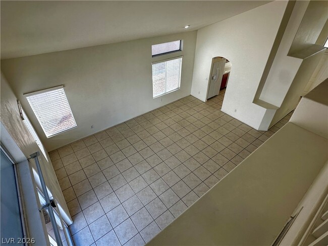 Building Photo - 10018 Ivy Patch St