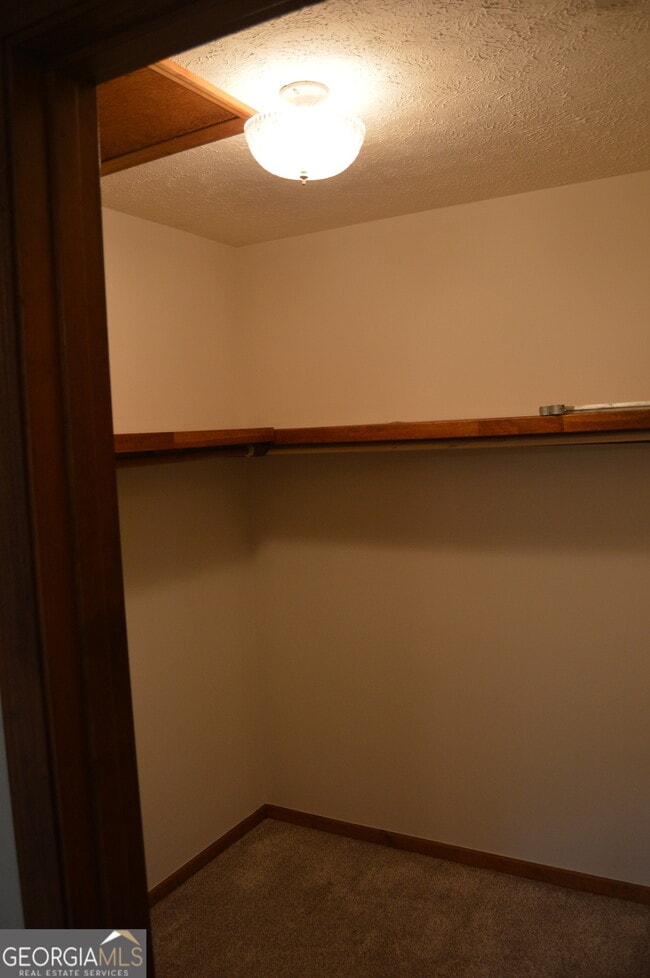 Building Photo - 425 Potomac Dr