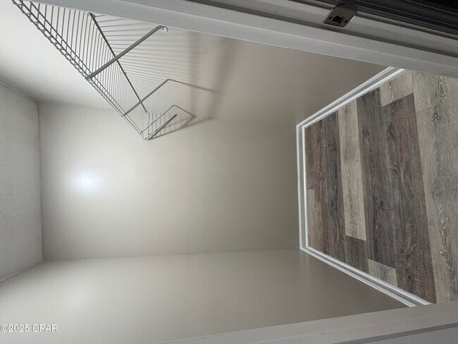 Building Photo - 816 E 25th St