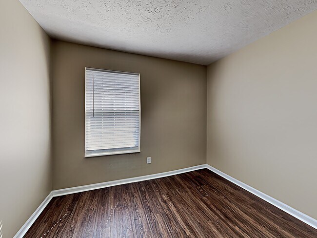 Building Photo - 6952 Antelope Boulevard