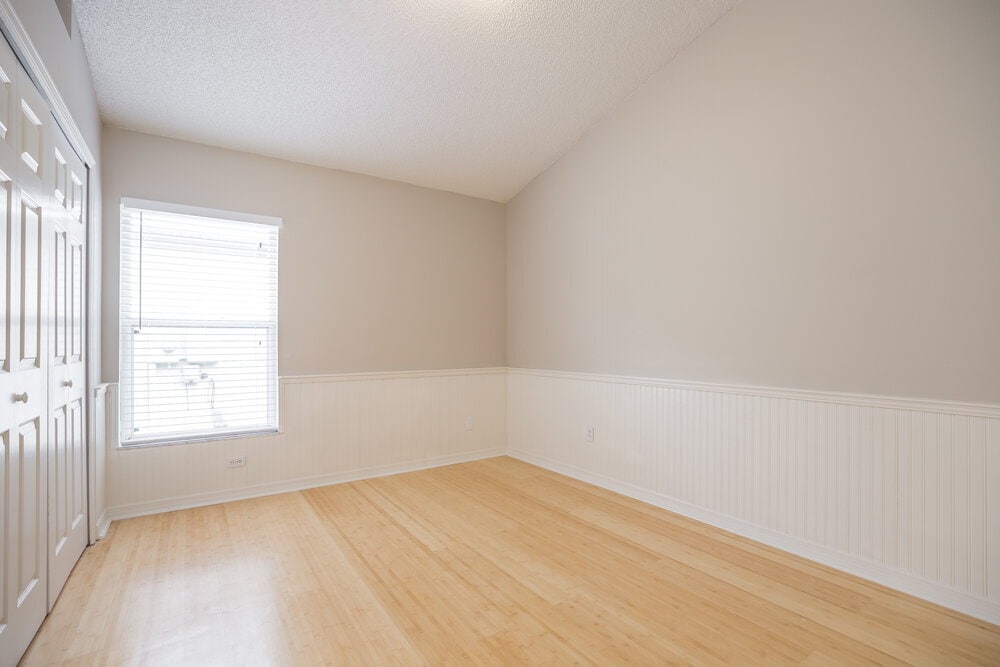 Building Photo - 15833 Pine Lily Ct
