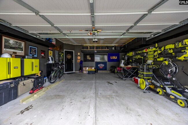 Building Photo - 349 Gracemount Ln