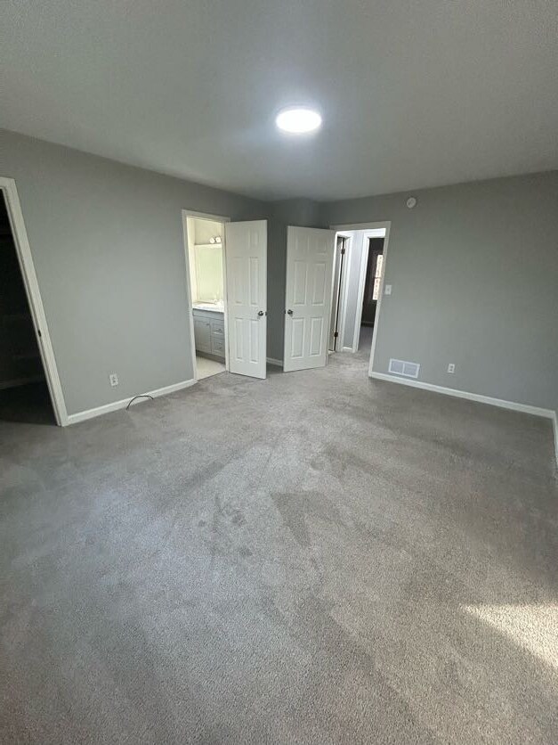 Building Photo - 190 Winston Dr