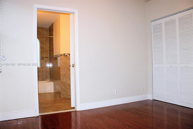 Building Photo - 11151 Minneapolis Dr