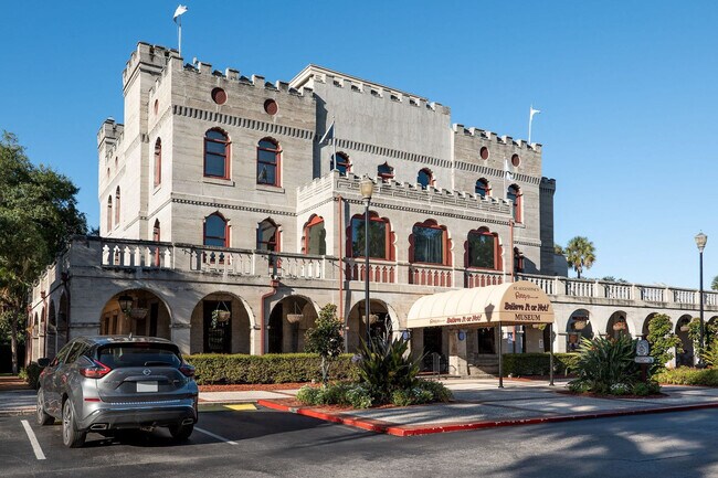 Building Photo - 59 Cuna St