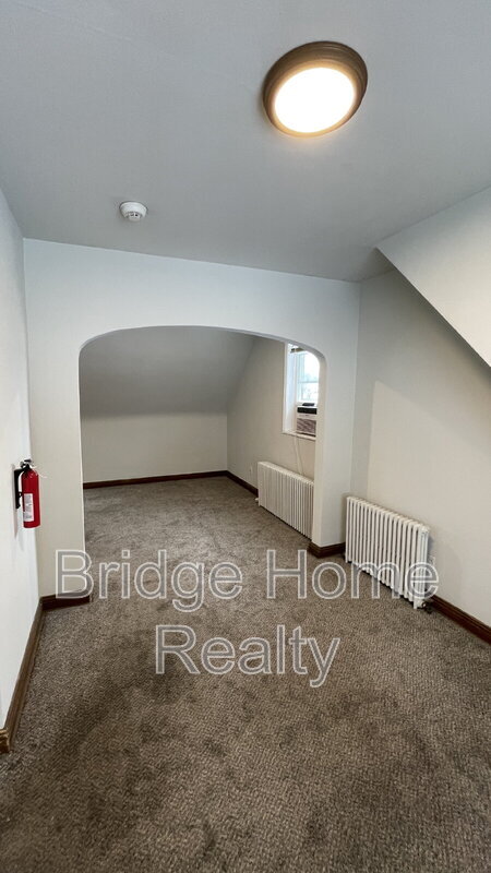 Building Photo - 814 Green St