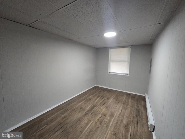 Building Photo - 2120 E Cheltenham Ave