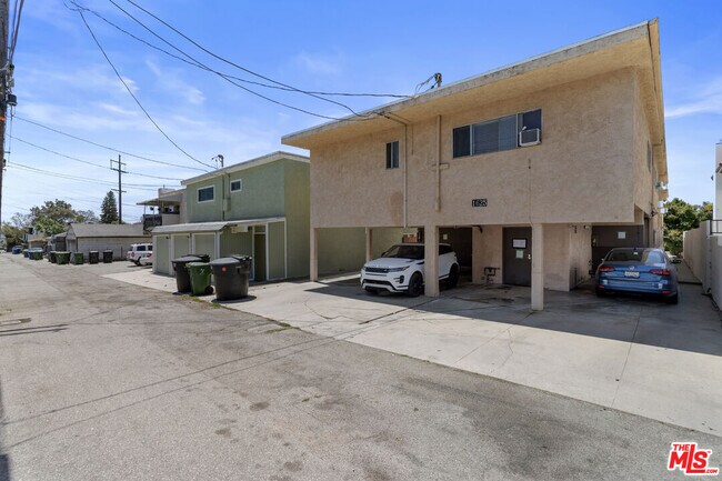 Building Photo - 1625 Franklin St