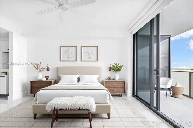 Building Photo - 700 NE 24th St