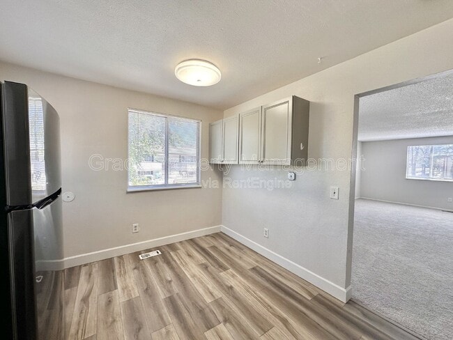 Building Photo - 2241 Dawson Cir