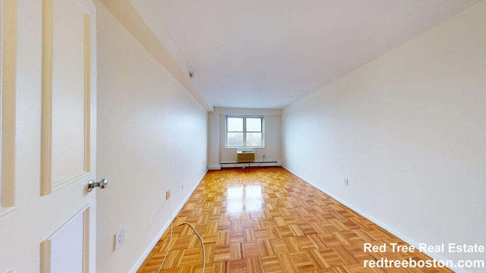 Building Photo - 185 Freeman St