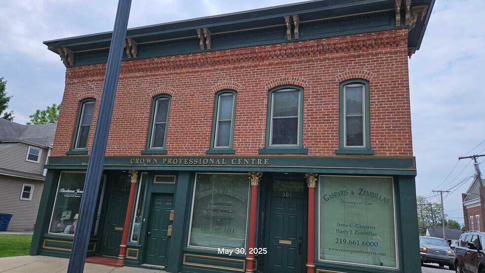 Primary Photo - 303 S Main St
