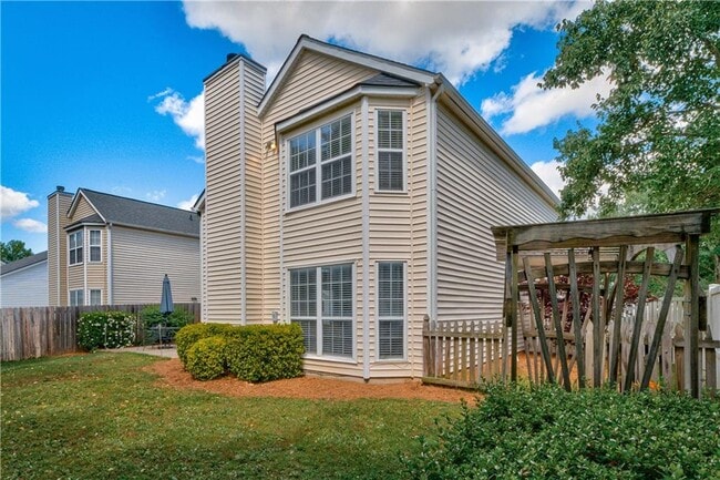Building Photo - 13226 Aventide Ln
