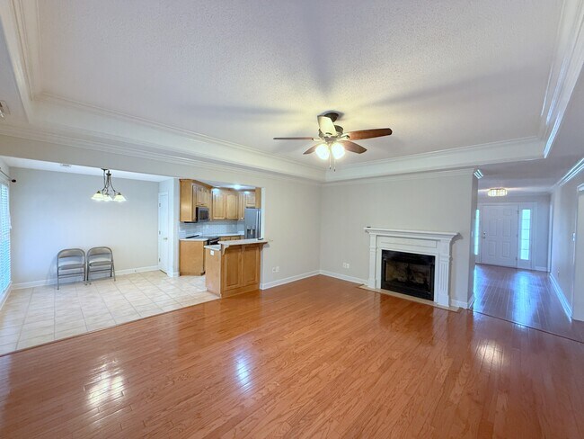 Building Photo - 238 Pebble Brook Dr