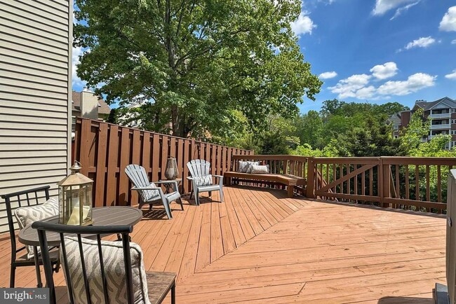 Building Photo - 7527 Chrisland Cove