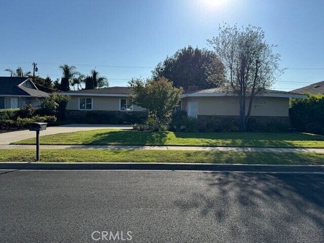 Primary Photo - 13311 Fairmont Way
