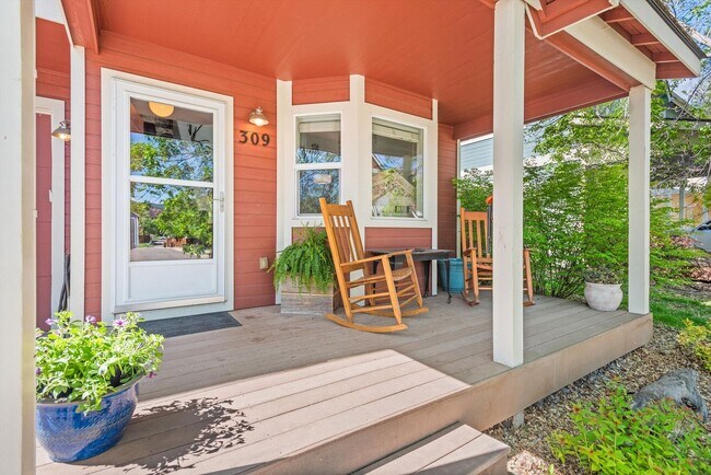 Building Photo - Prime Location | Spacious 4BD Home with El...