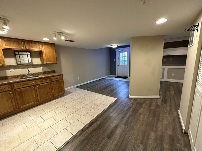 Building Photo - 4-Bedroom, 3.5-Bathroom Colonial in Taneytown